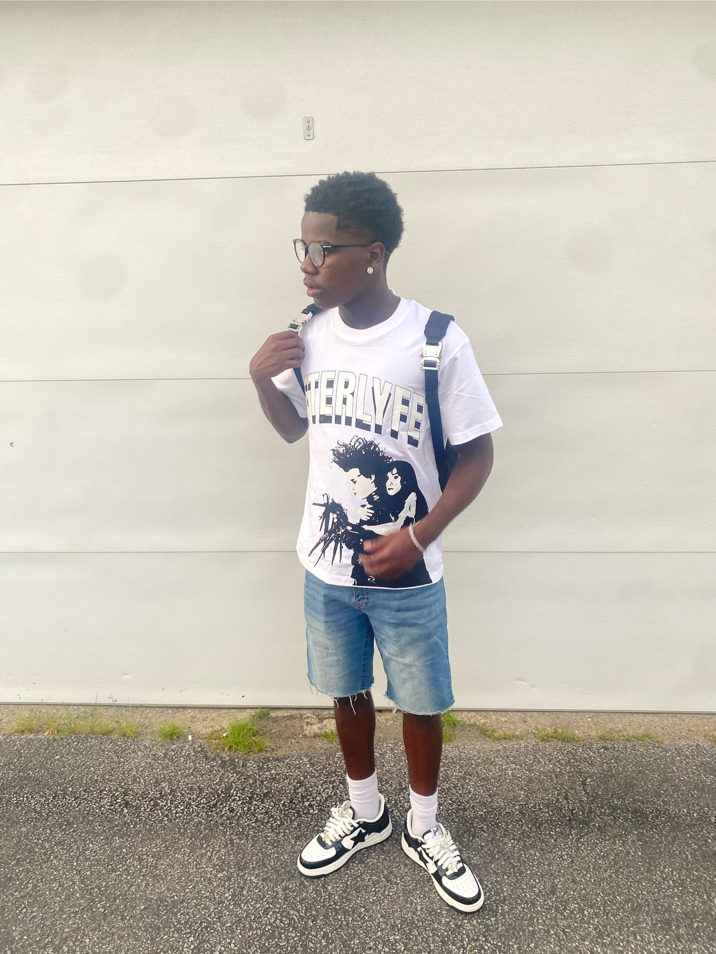 White Xizzorhandz Tee "v2"